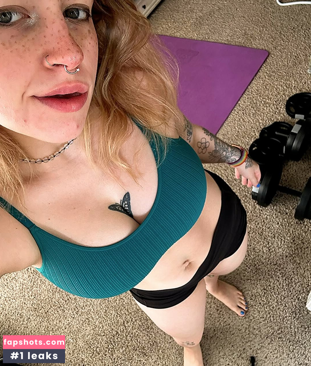 bunni.b.bendi gallery photo #2