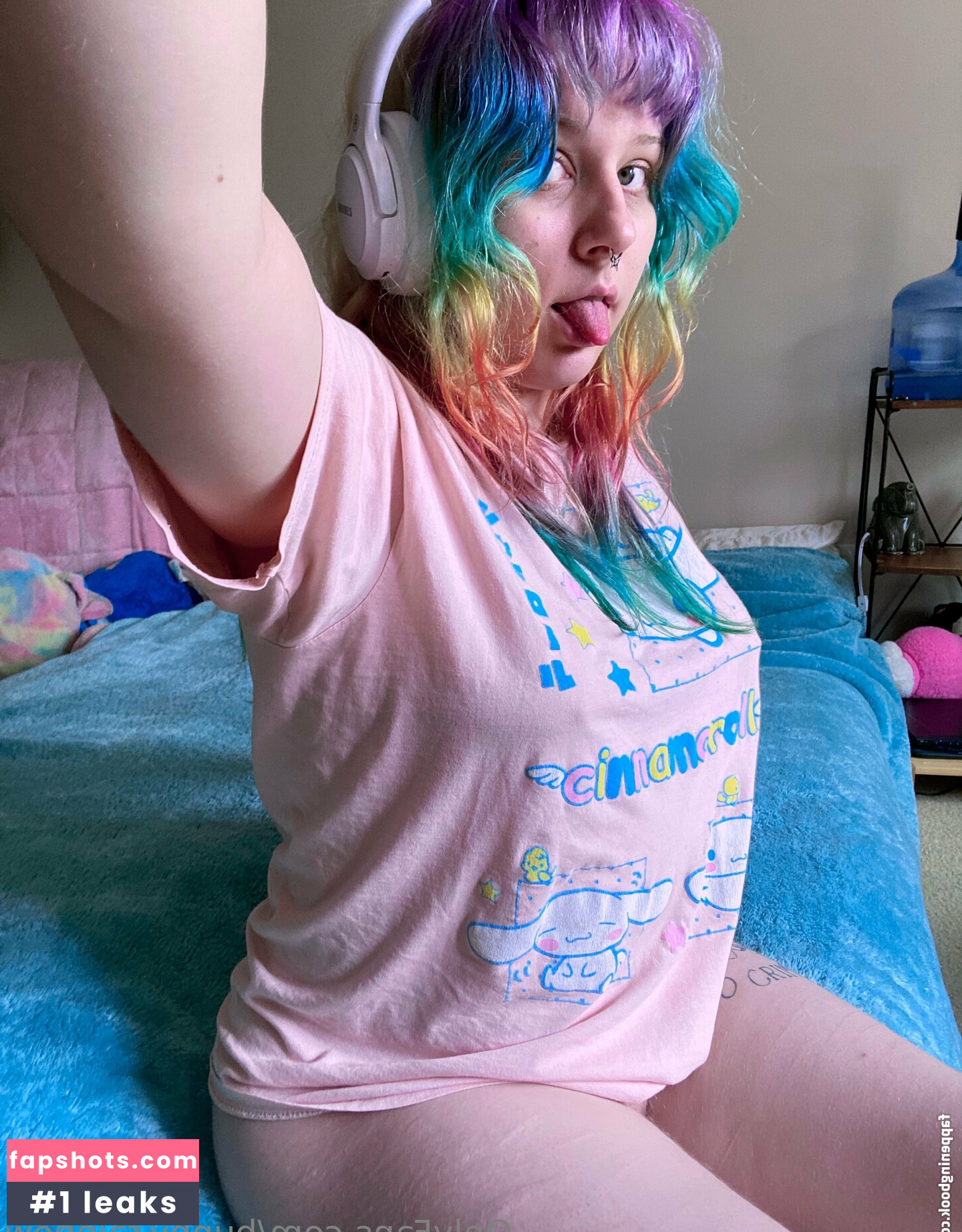 bunny.rainbow gallery photo #16