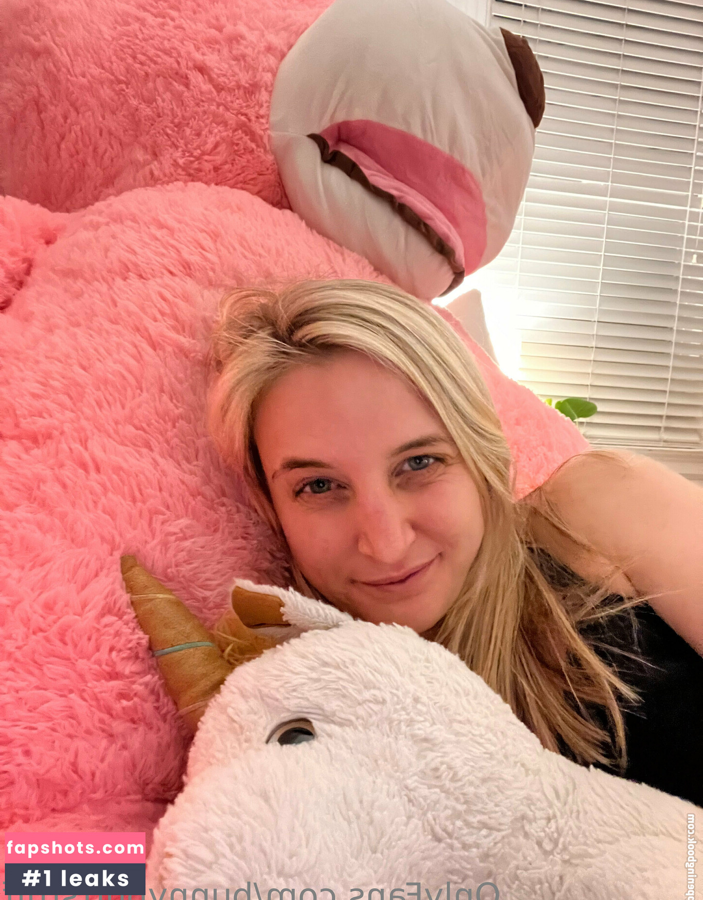 BunnyButtStuff gallery photo #20