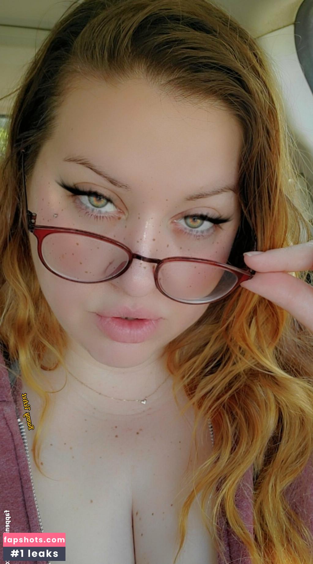 bunnyvelvettvfree gallery photo #3