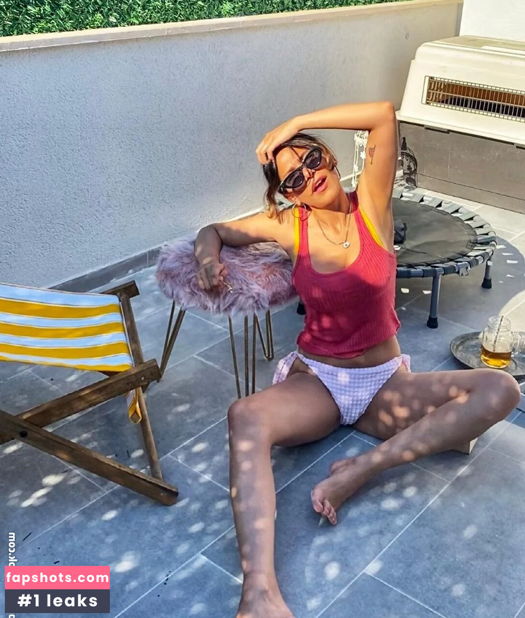 Burcu Bakdur gallery photo #18