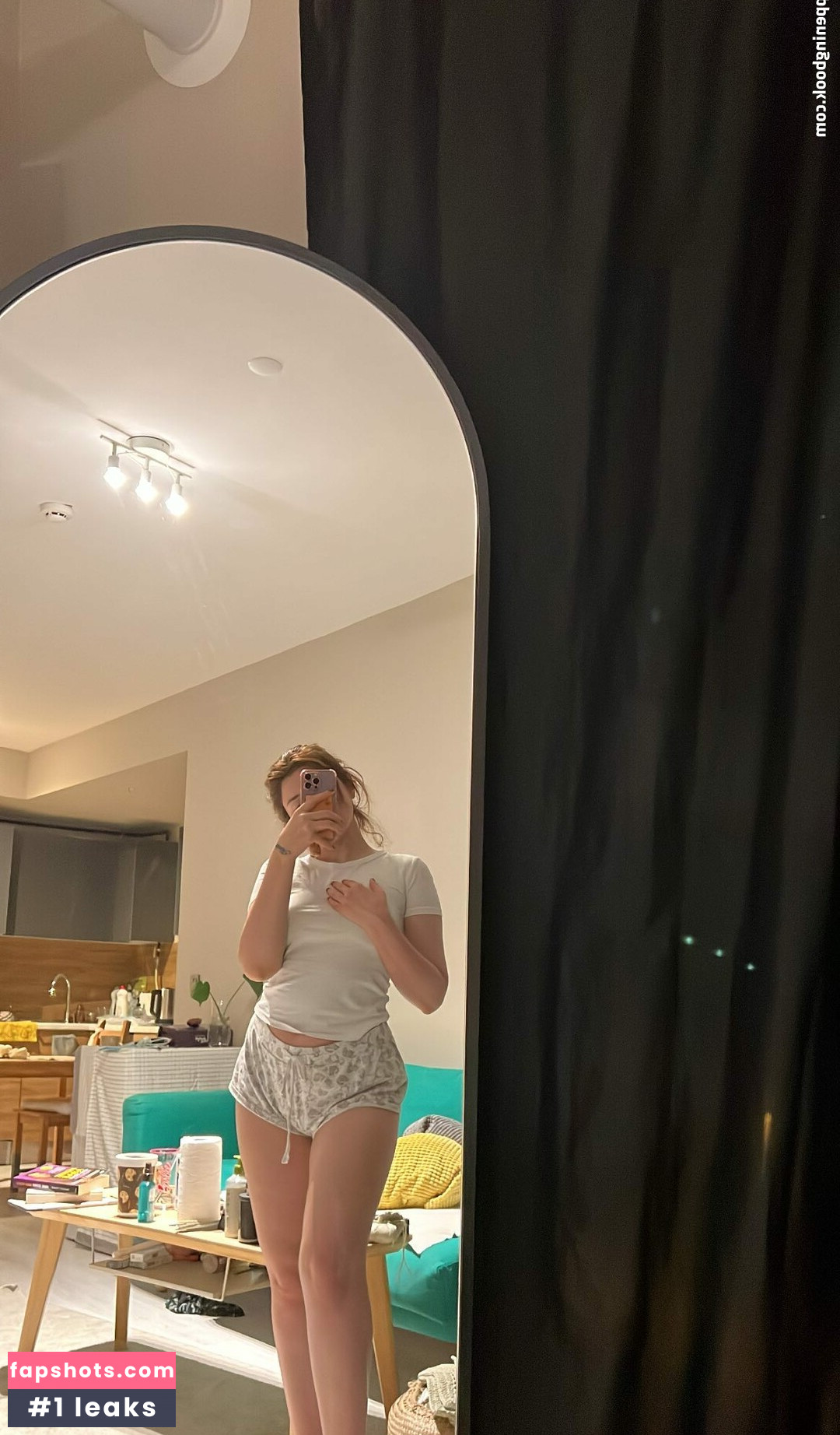 Buse Yılmaz gallery photo #22