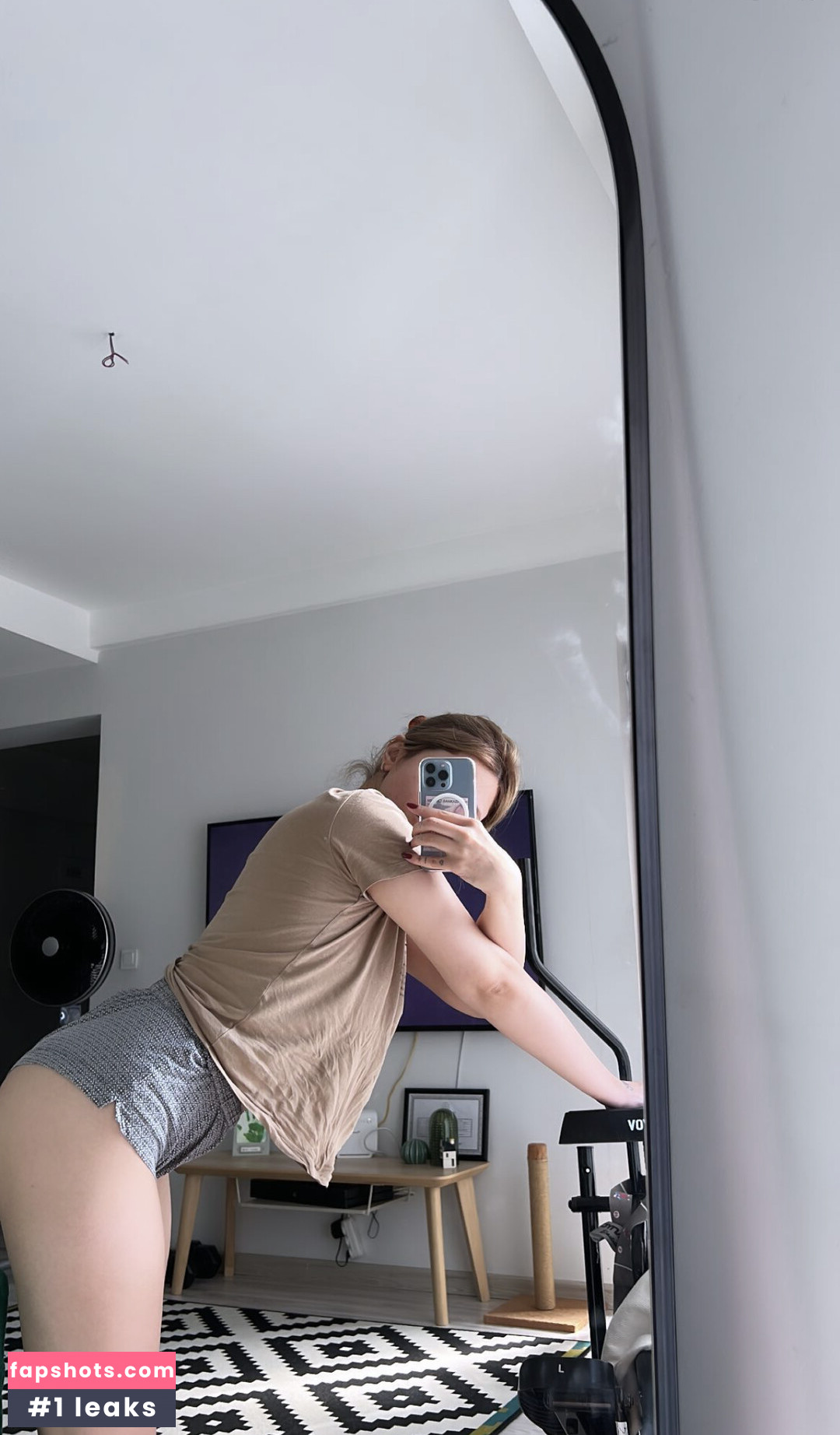 Buse Yılmaz gallery photo #29