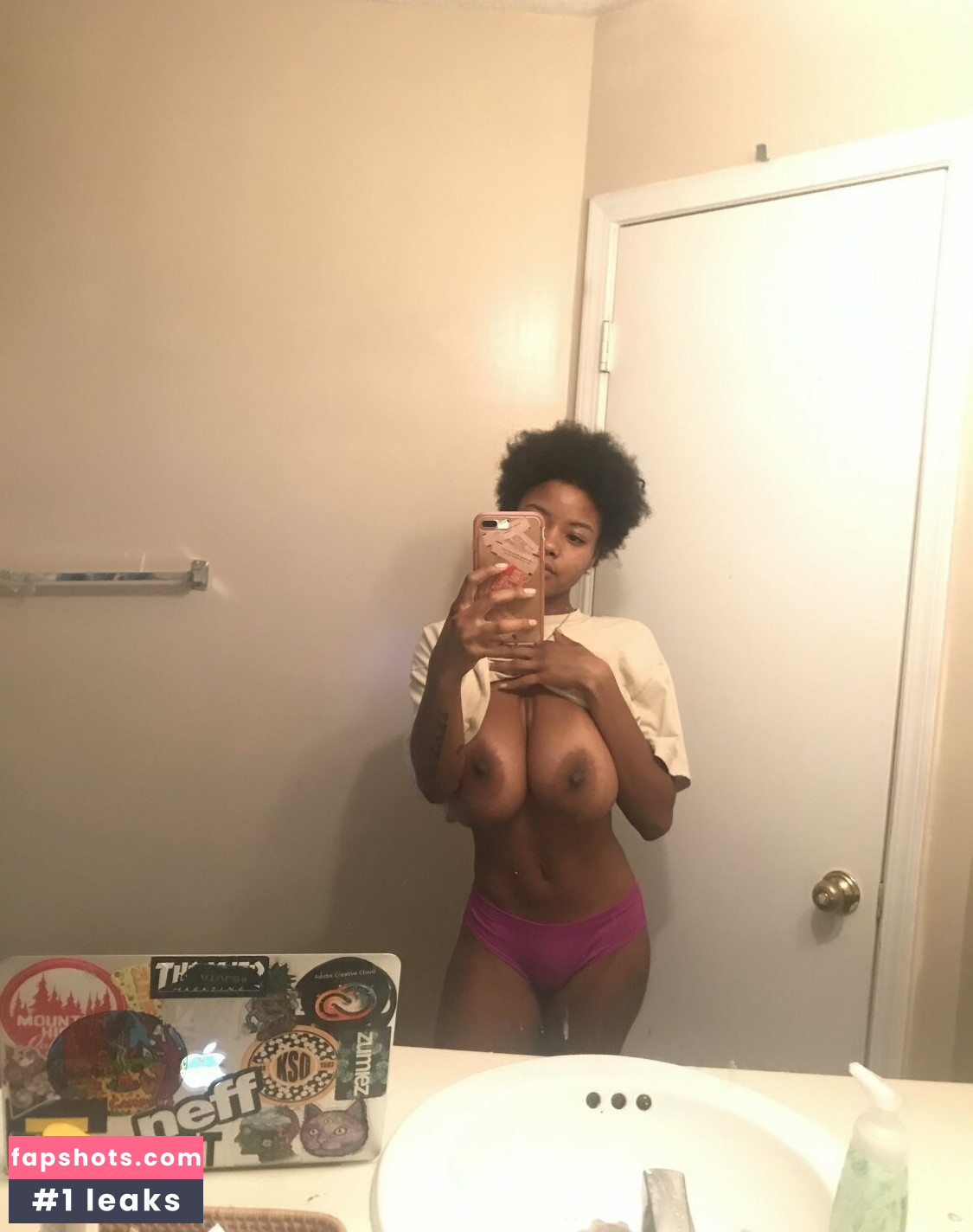 Bush Baby gallery photo #13