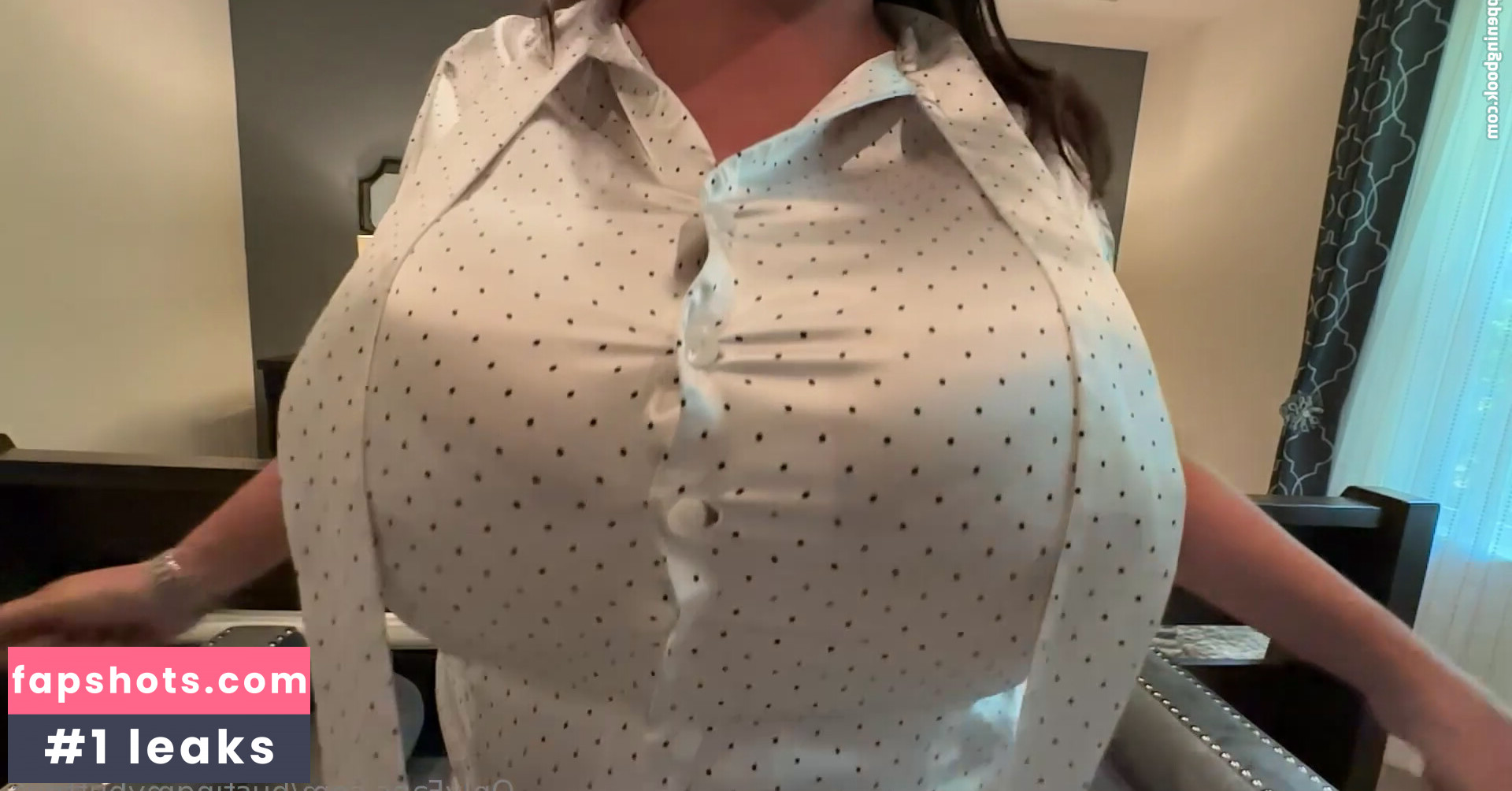 BustingMyButtons gallery photo #44