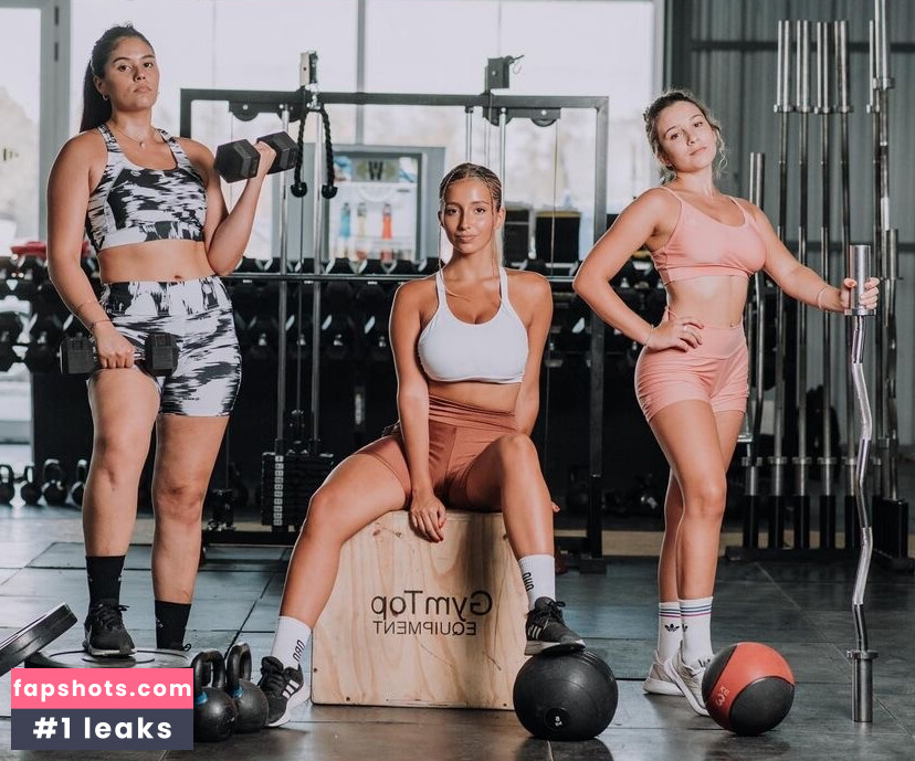 BustyAna gallery photo #34