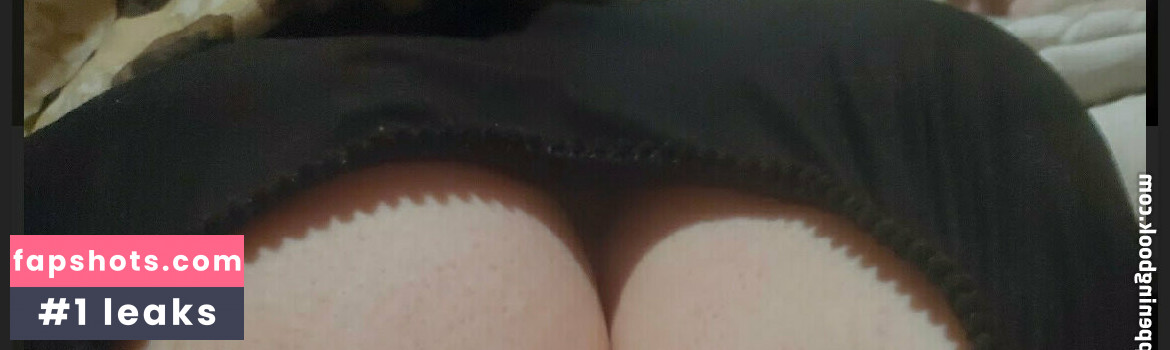 bustybethhh nude babe gallery