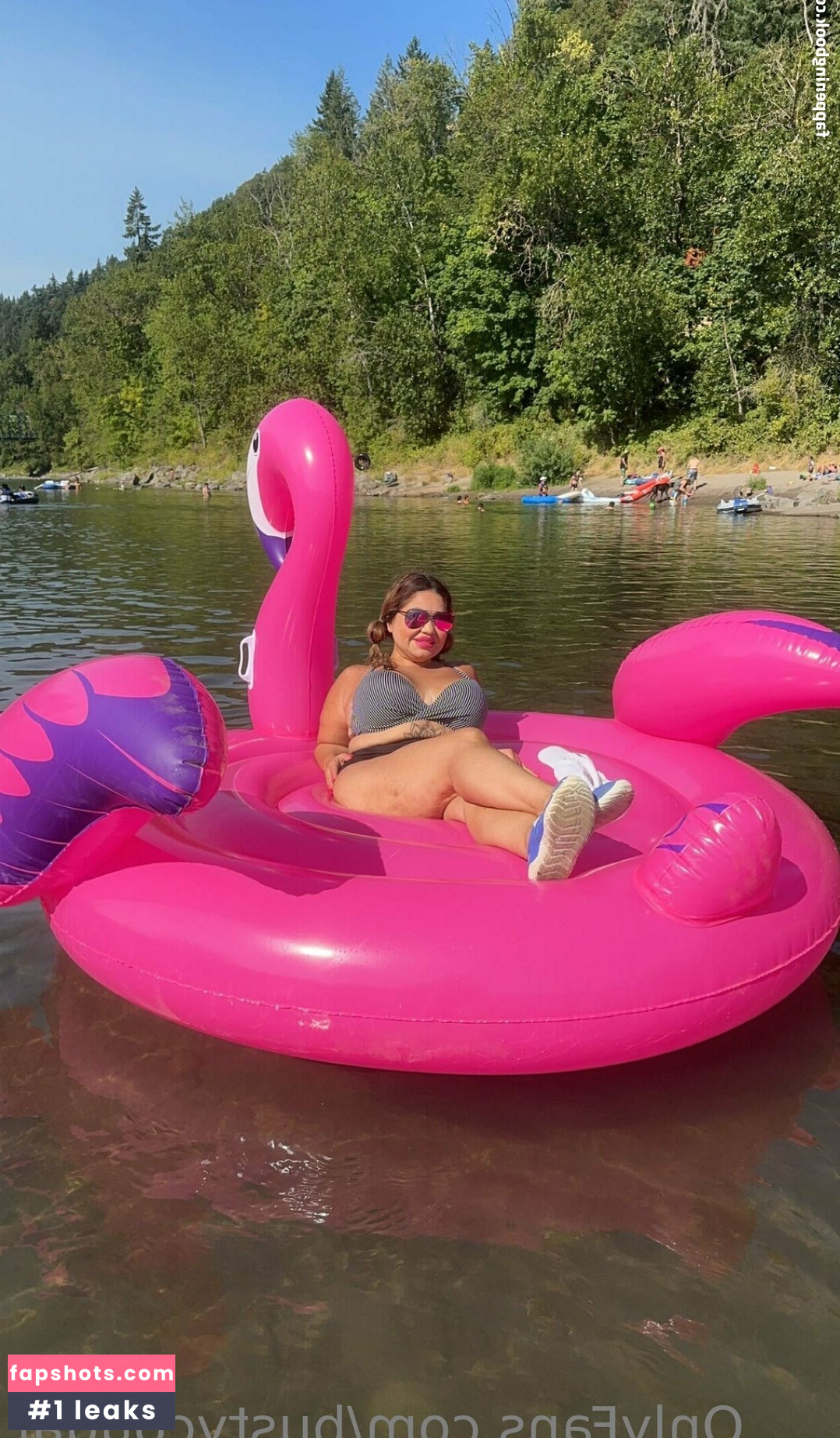 bustycougar Nahé úniky fotek pouze od fanoušků #12 - Fapshots