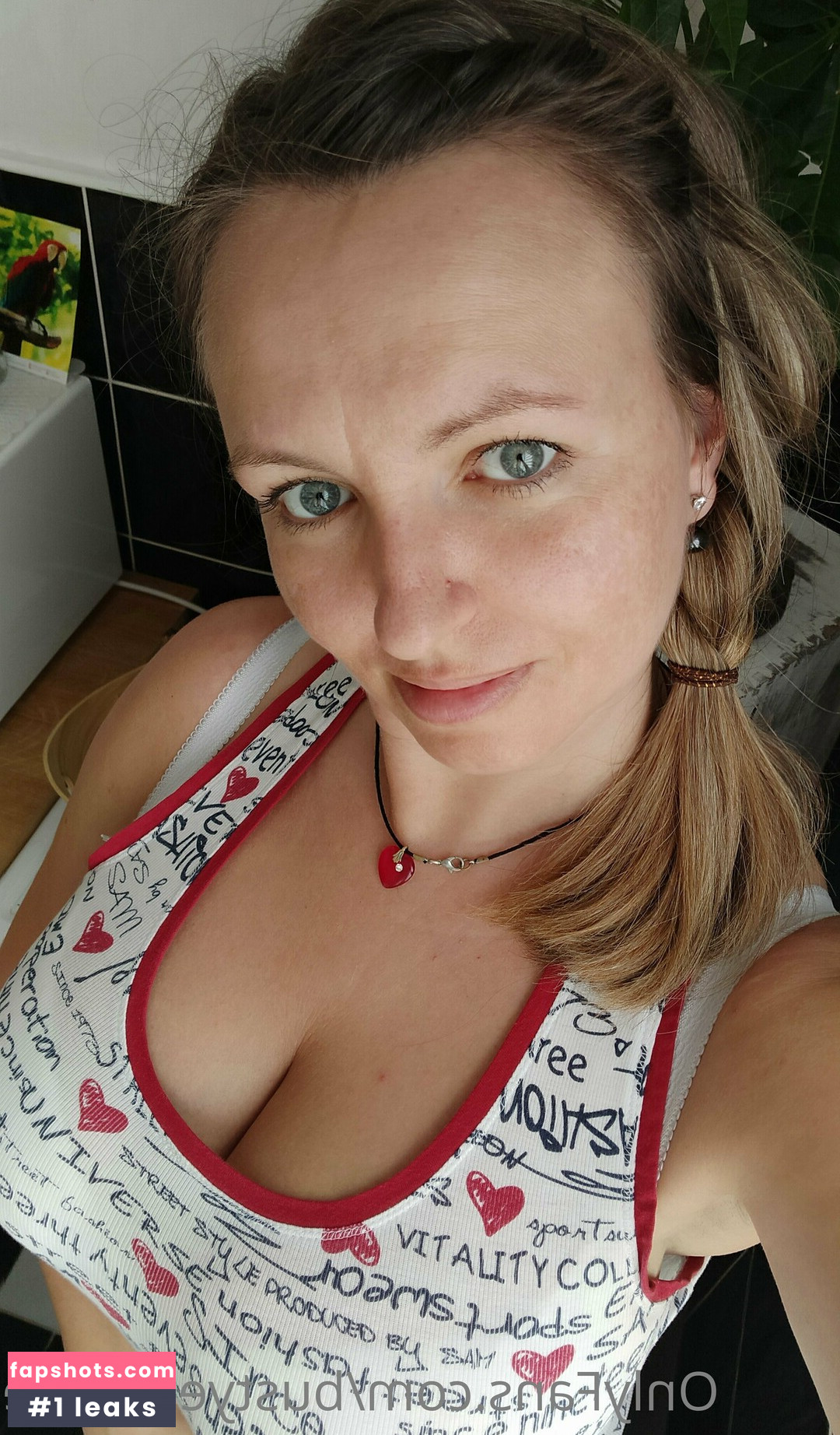 bustyelenfree gallery photo #22