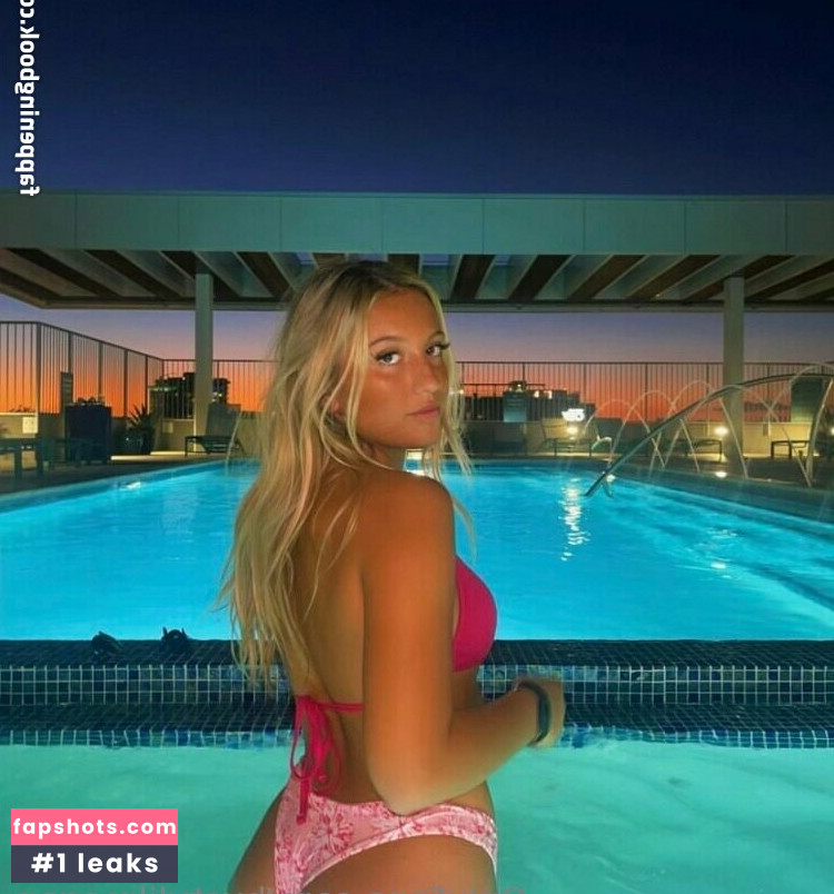 bustylilmegan gallery photo #15