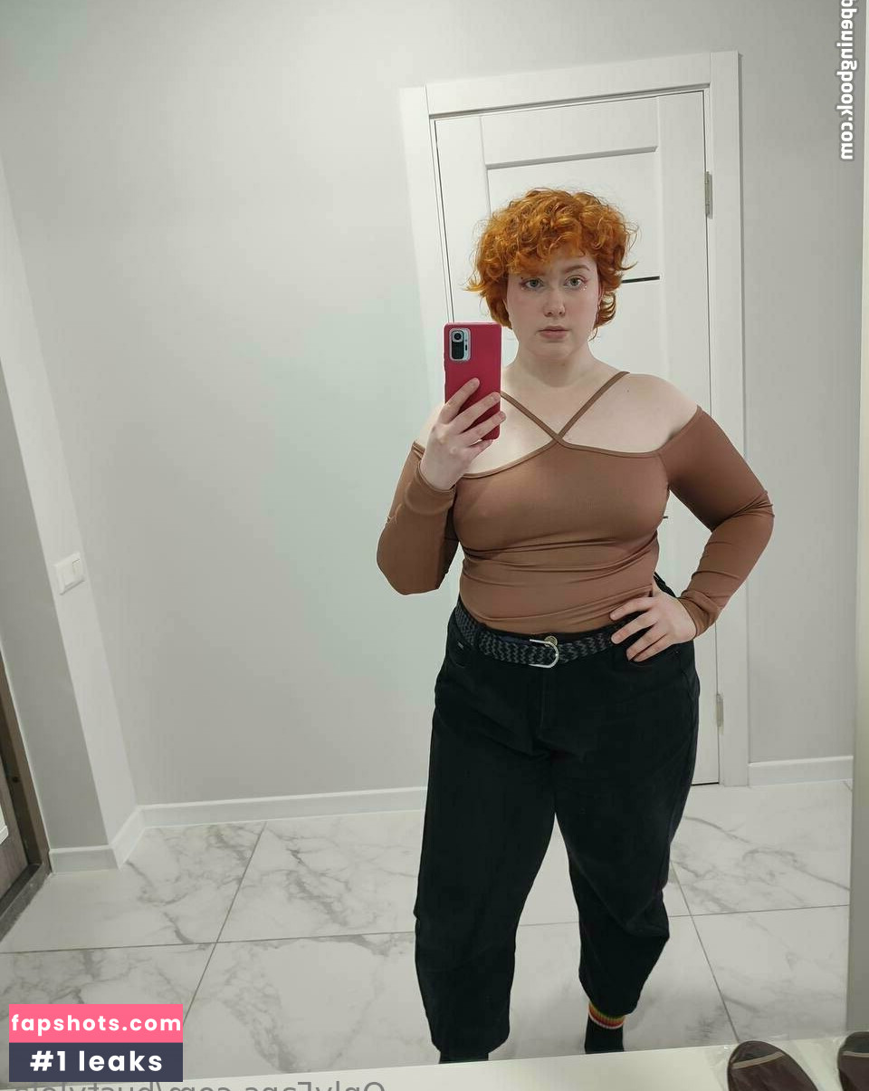 bustylola gallery photo #107