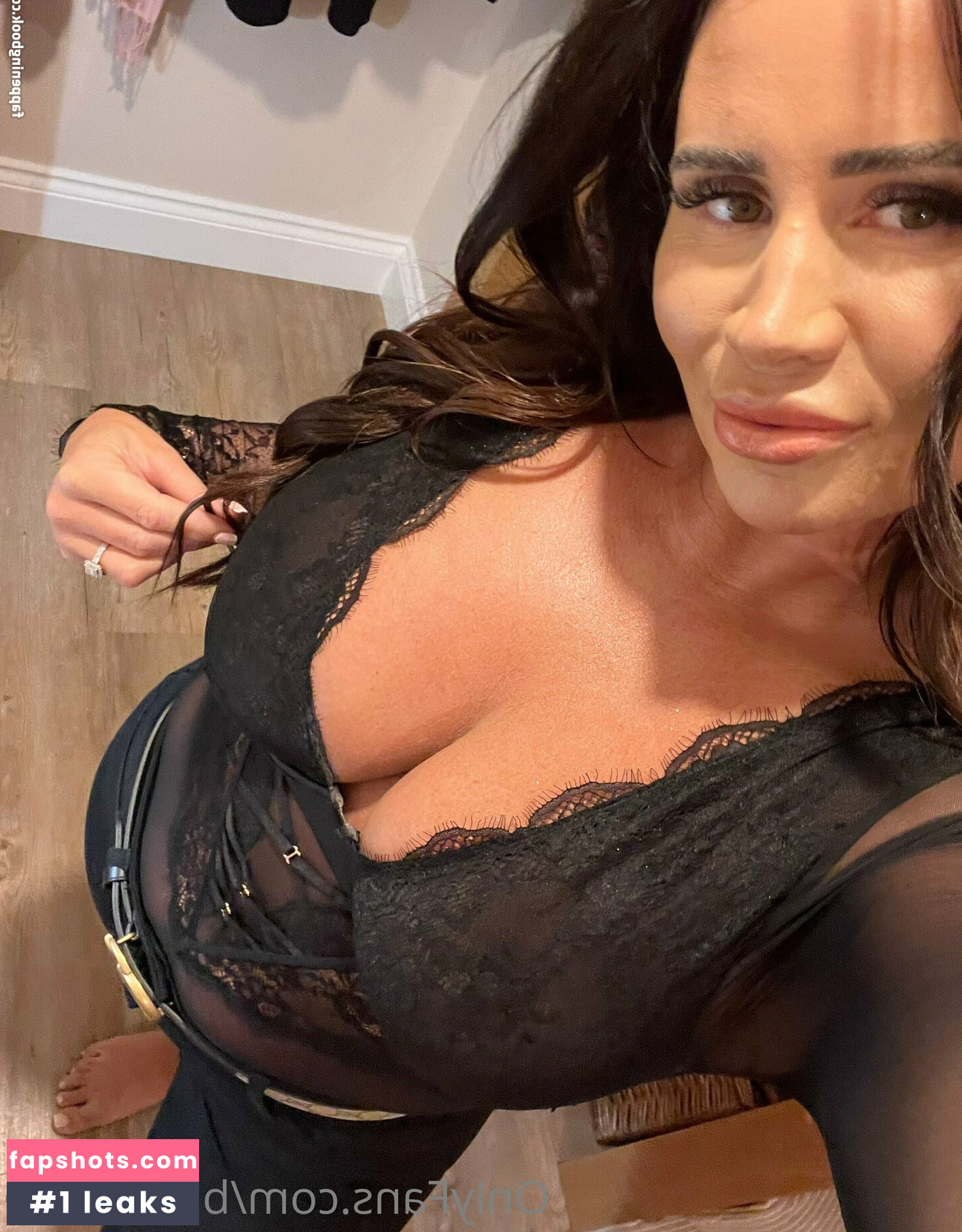 bustylottie gallery photo #22