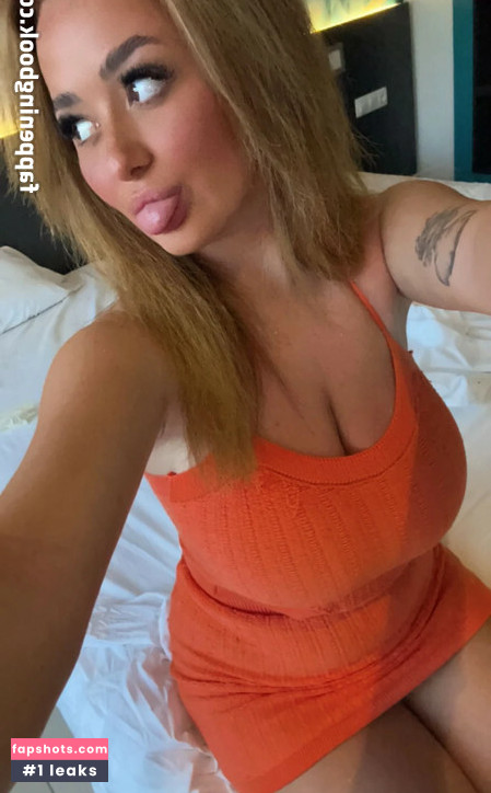 BustyMia E gallery photo #12