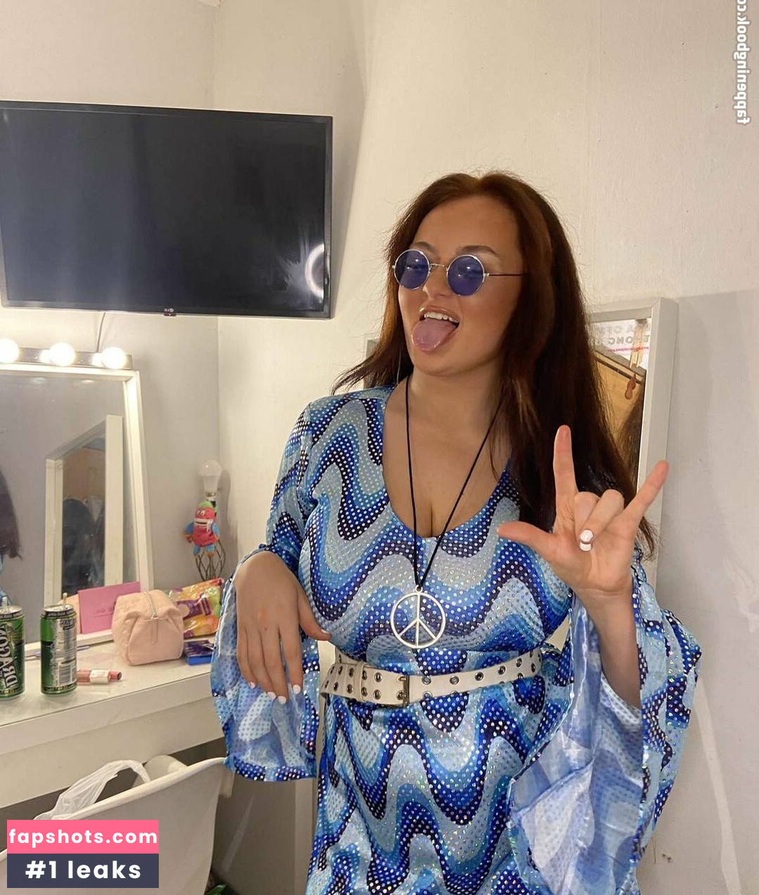 BustyMia E gallery photo #34