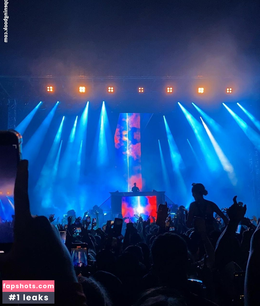 BustyMia E gallery photo #38