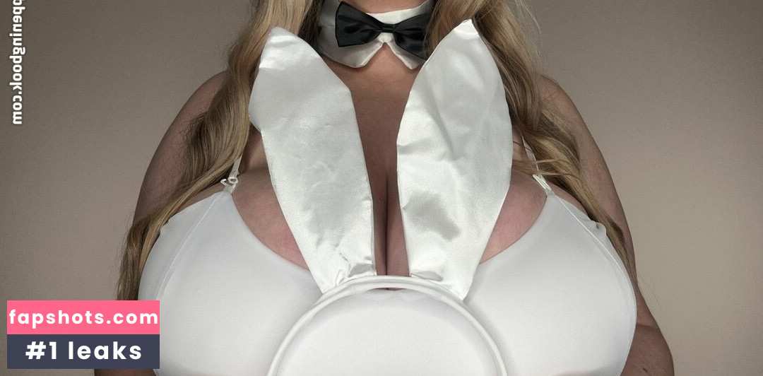 BustyQueen32M gallery photo #19