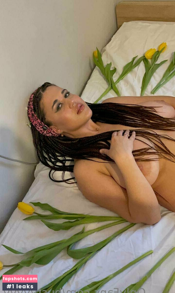 bustyyyyy Nude Leaks OnlyFans Photos #106 - LeakJerk