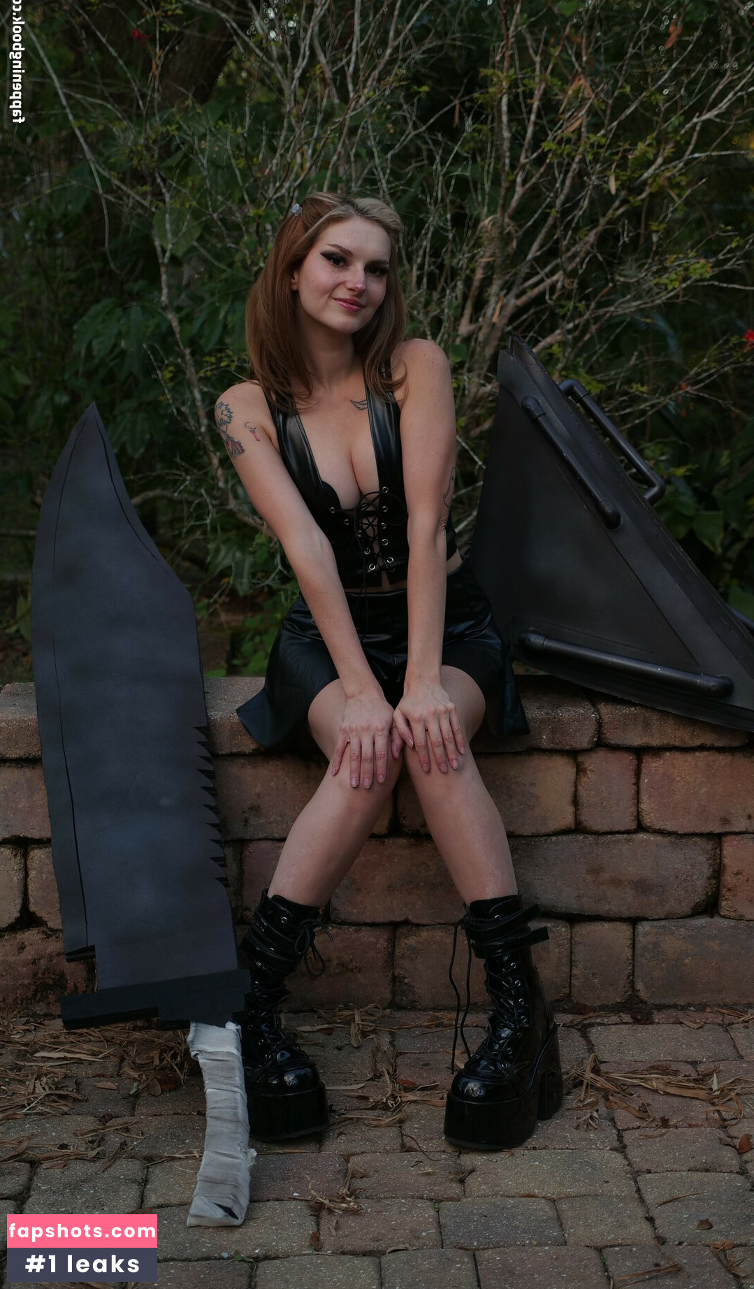 Busy B ASMR gallery photo #136