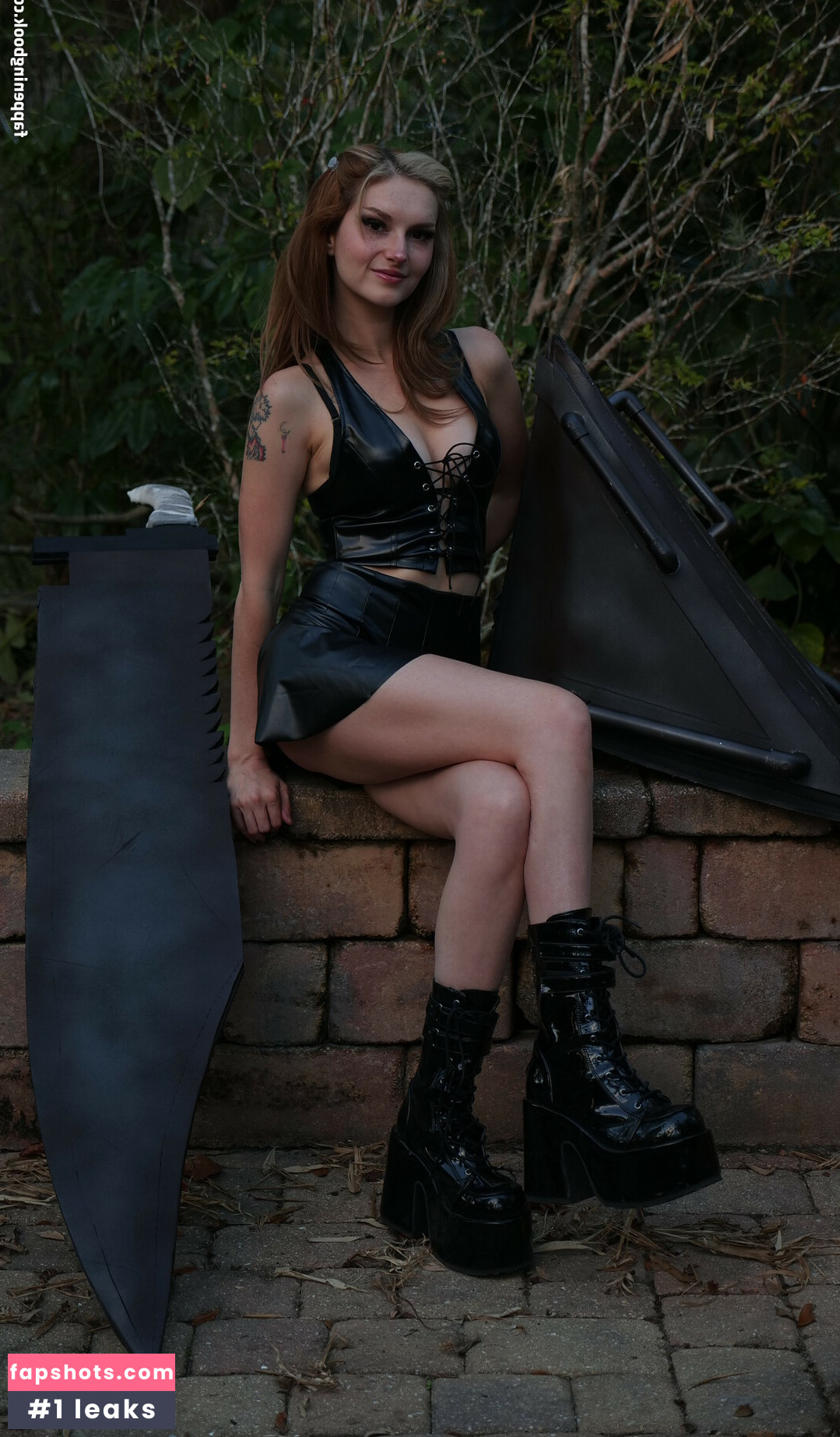 Busy B ASMR gallery photo #155