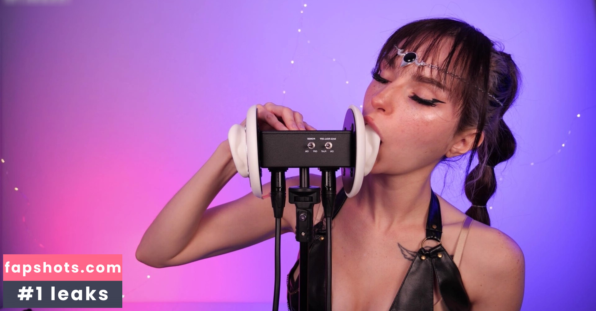 Busy B ASMR gallery photo #180