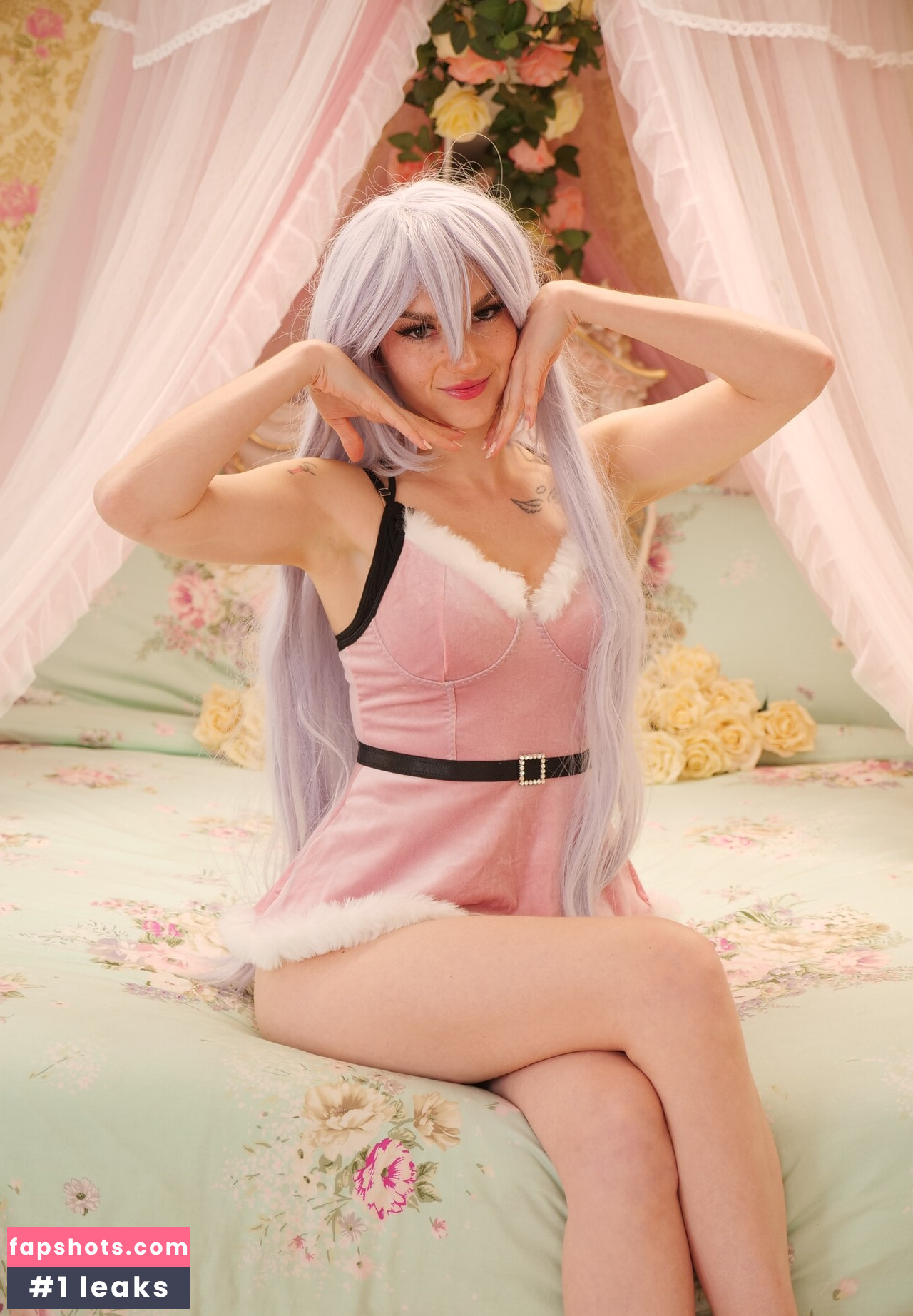 Busy B ASMR gallery photo #200