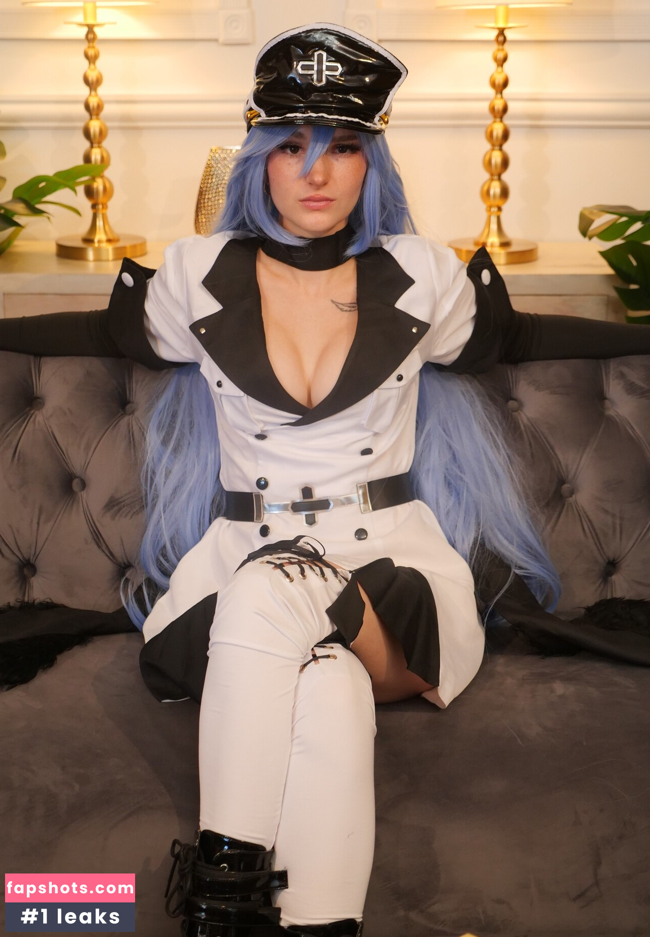 Busy B ASMR gallery photo #292