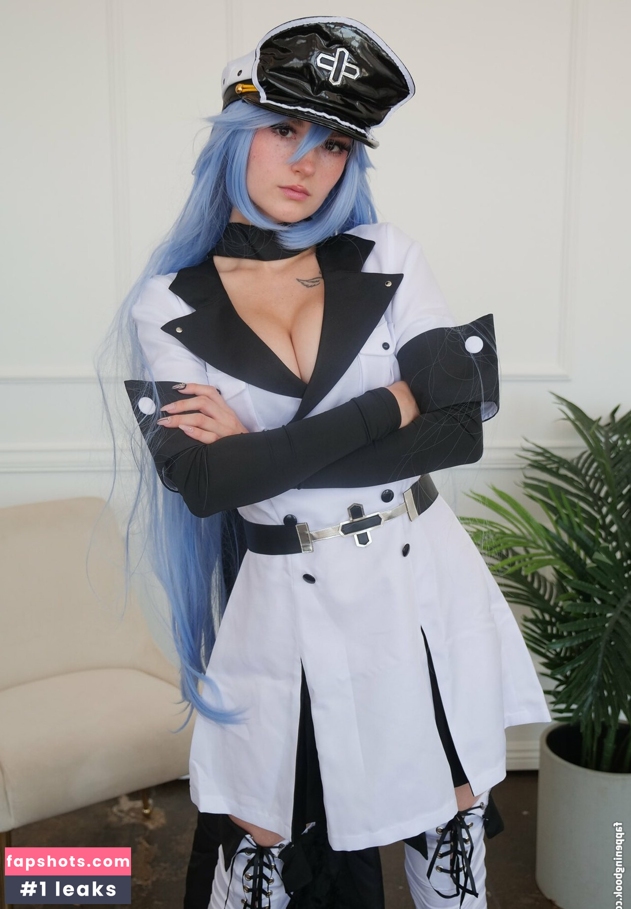 Busy B ASMR gallery photo #295