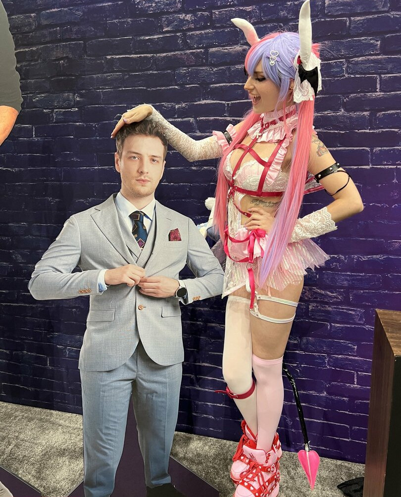 busy-b-asmr gallery photo #819