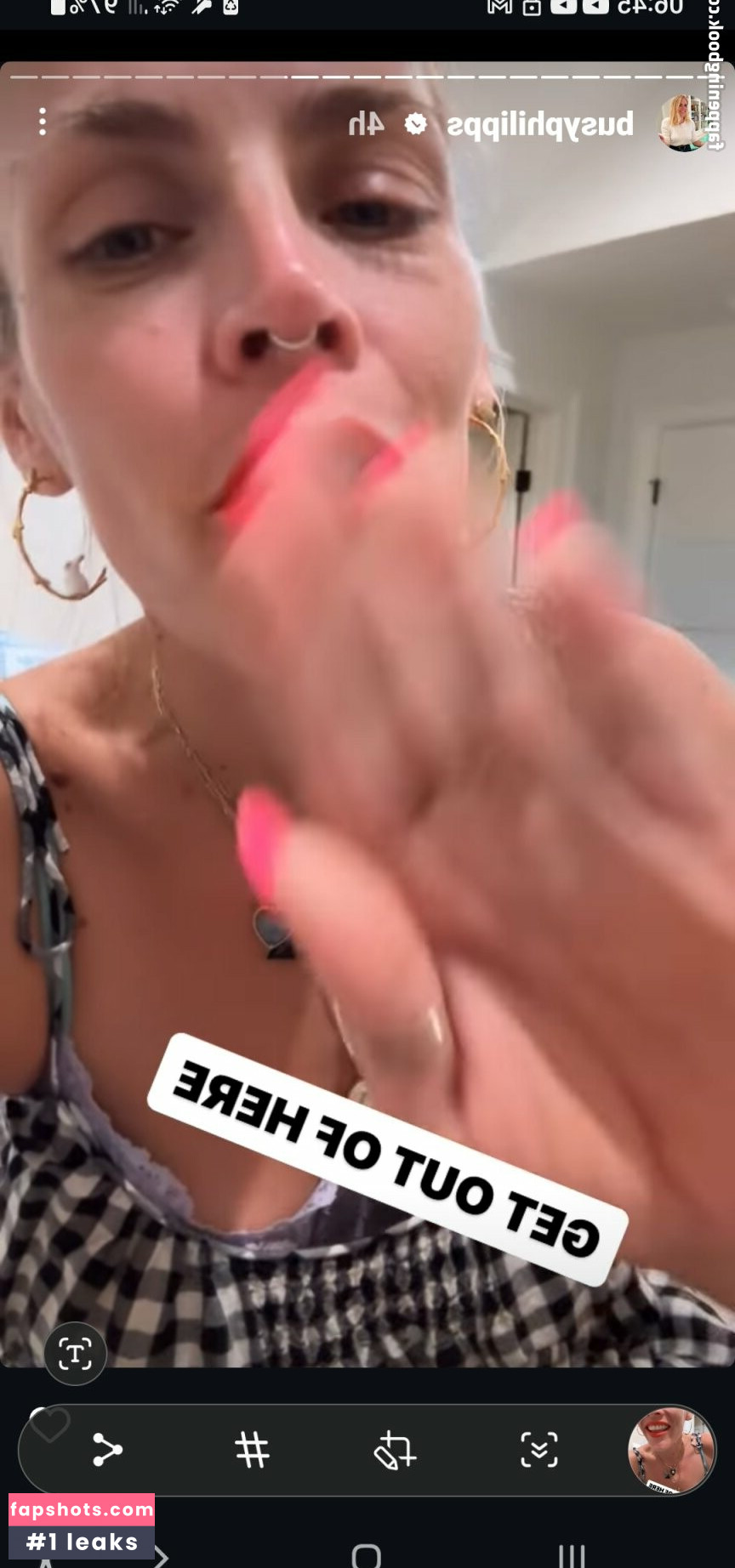 Busy Philipps gallery photo #11