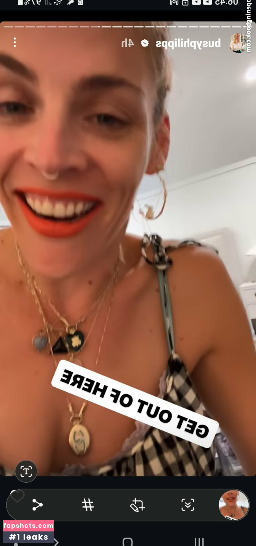 Busy Philipps gallery photo #17