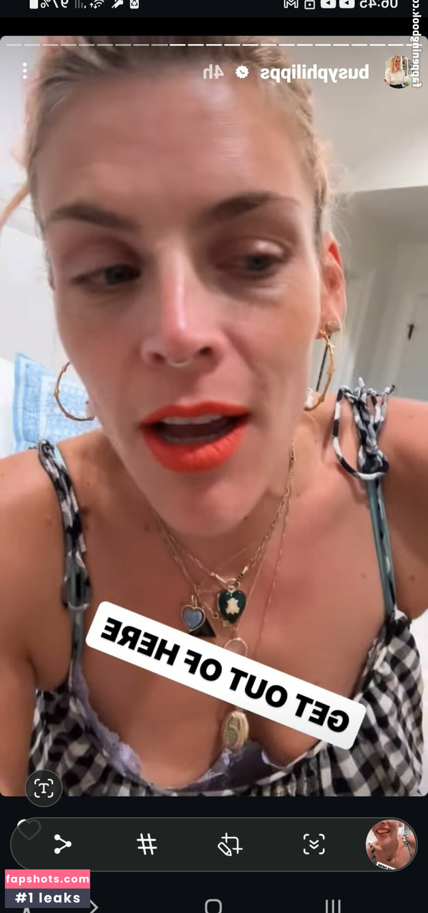 Busy Philipps gallery photo #18