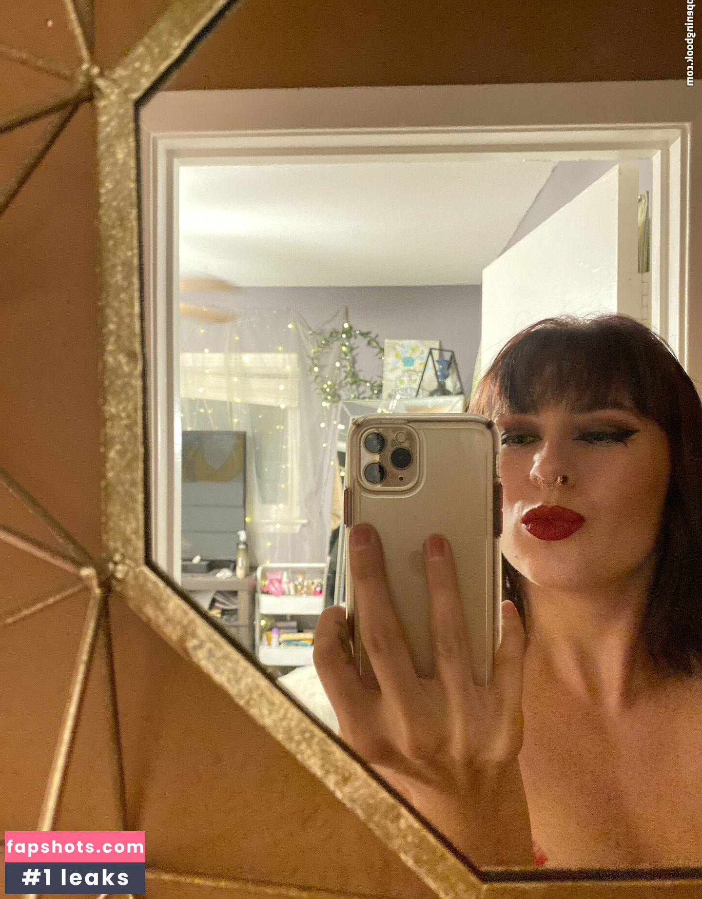 c_reign gallery photo #2