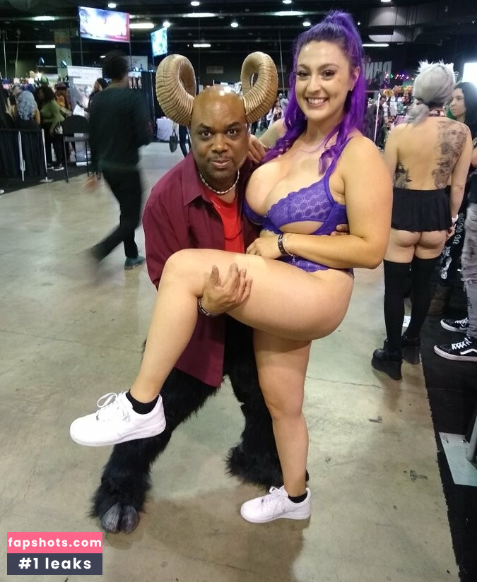 c_thicc gallery photo #42