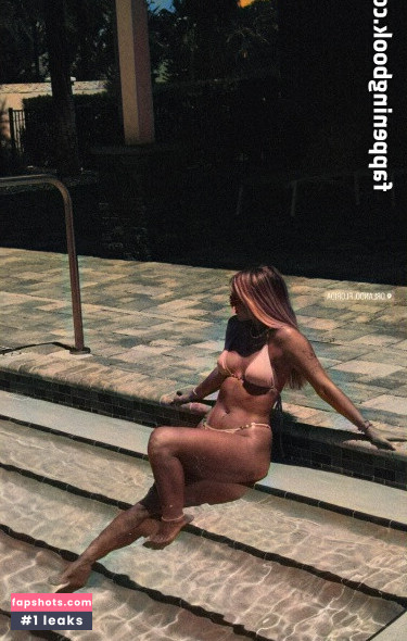 Caal.me.annaa gallery photo #20