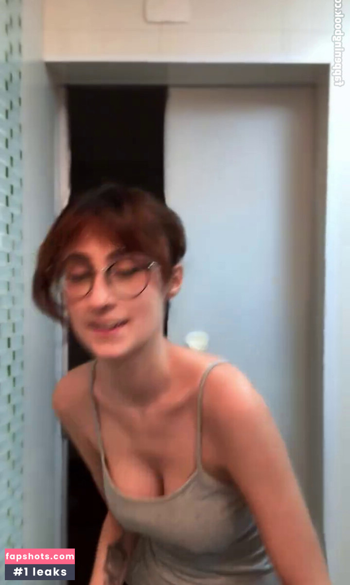 Caarolinga gallery photo #4