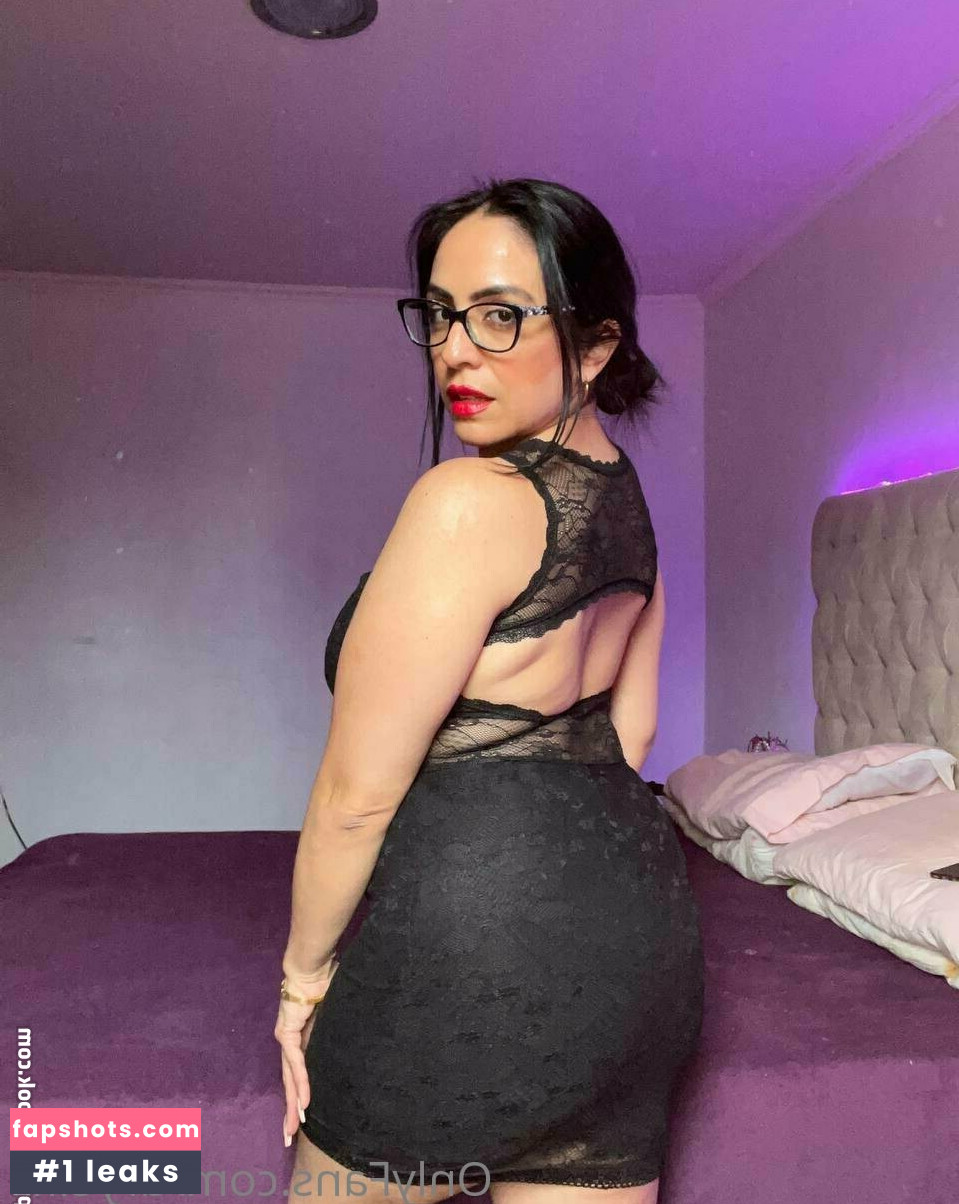 cabroonaa Nude Leaks OnlyFans Photos #7 - LeakJerk