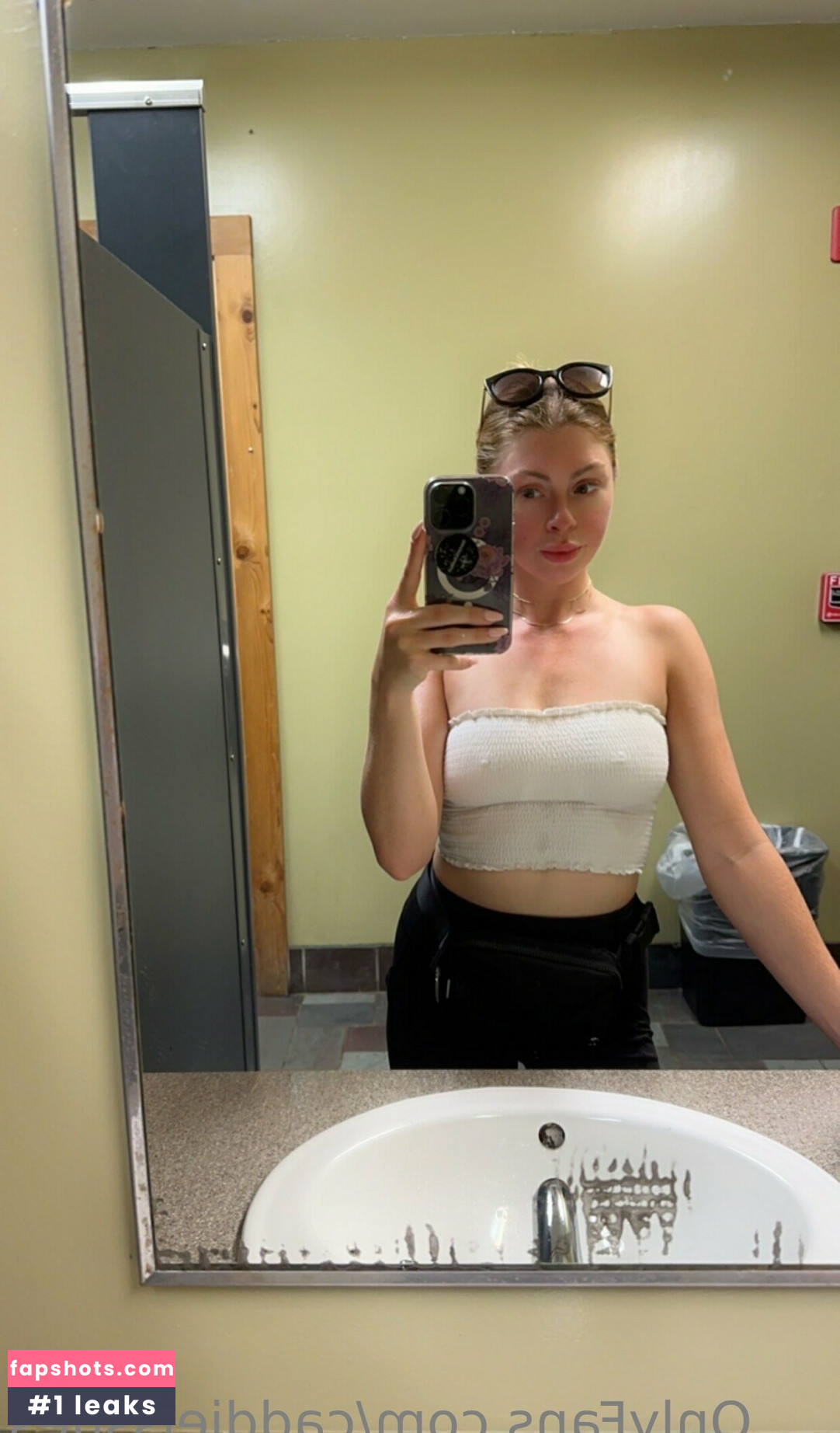 Caddieissues gallery photo #23