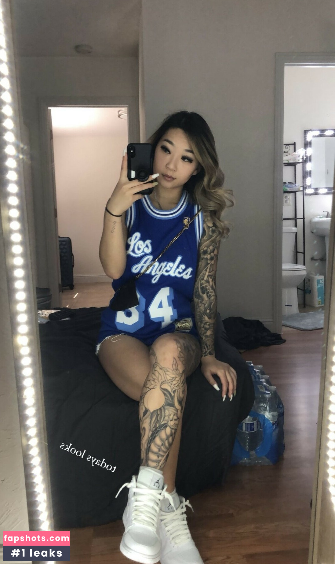 Cafe Lu Girls gallery photo #42