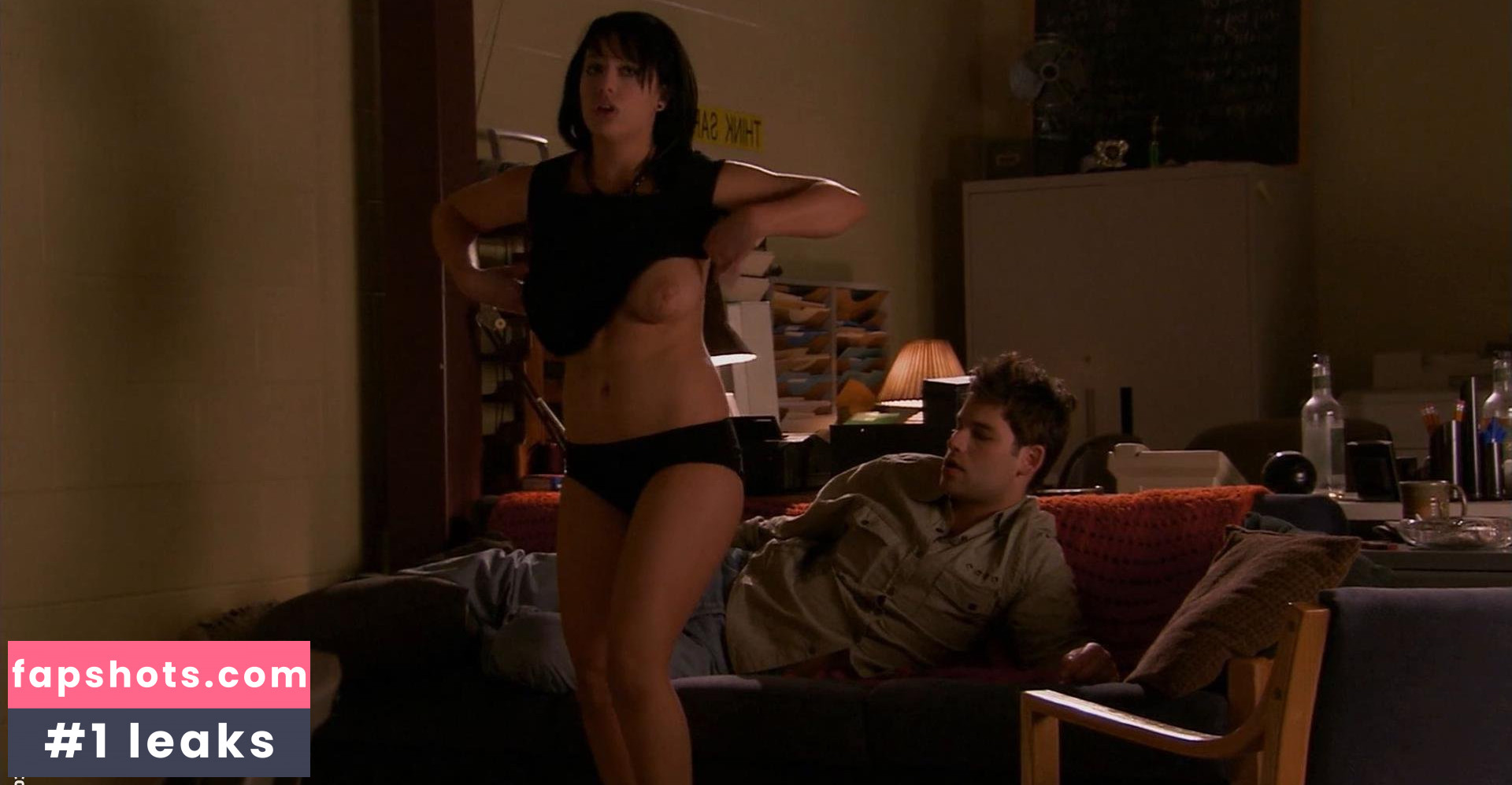 Cailey Muise gallery photo #10