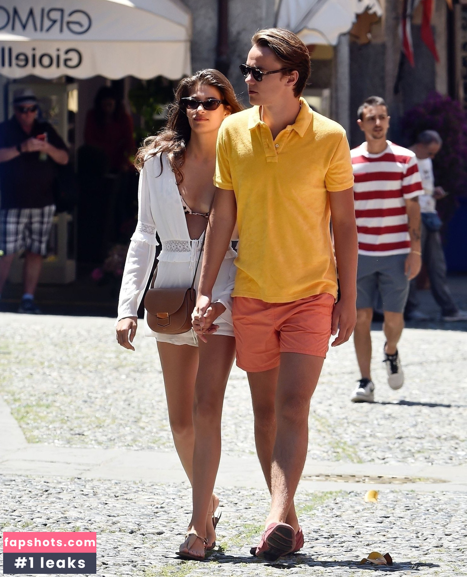 Cairo Dwek gallery photo #49