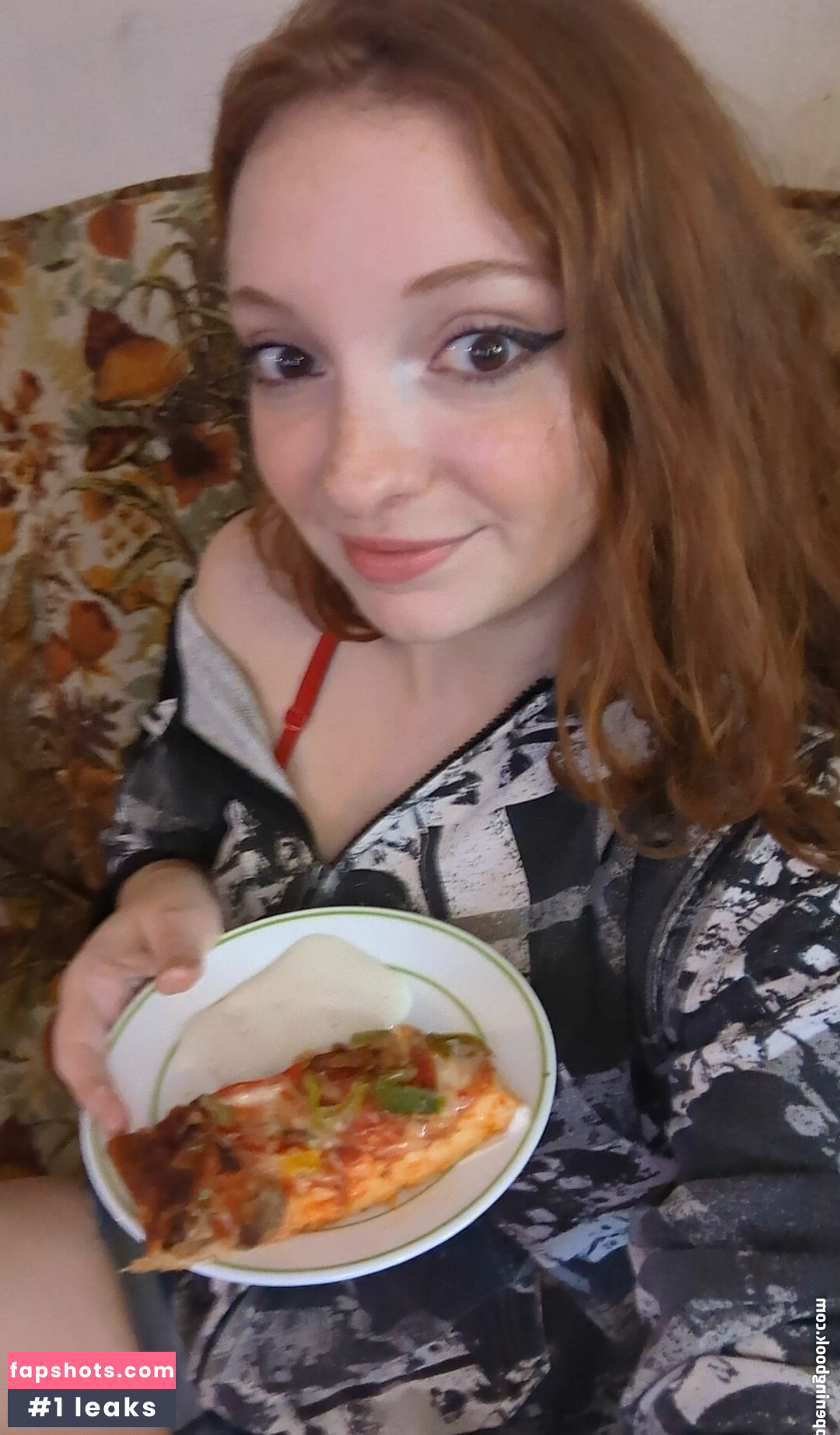 cait_linh gallery photo #11