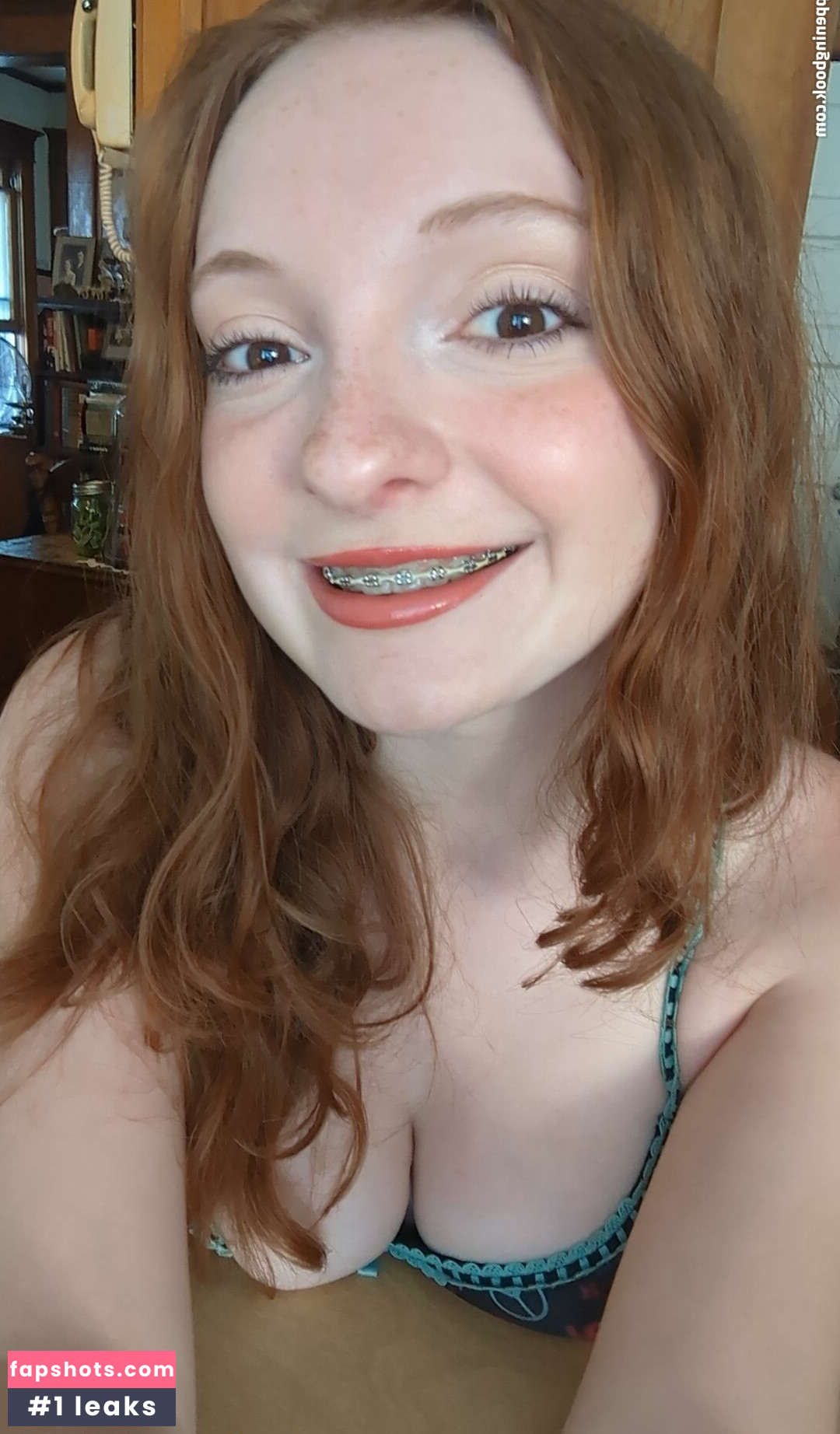 cait_linh gallery photo #16