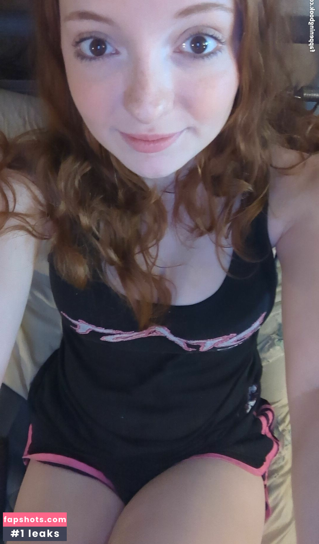 cait_linh gallery photo #3