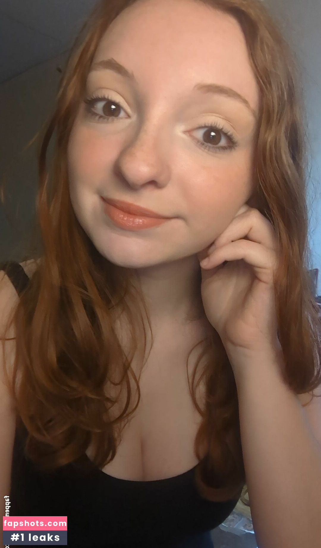 cait_linh gallery photo #8