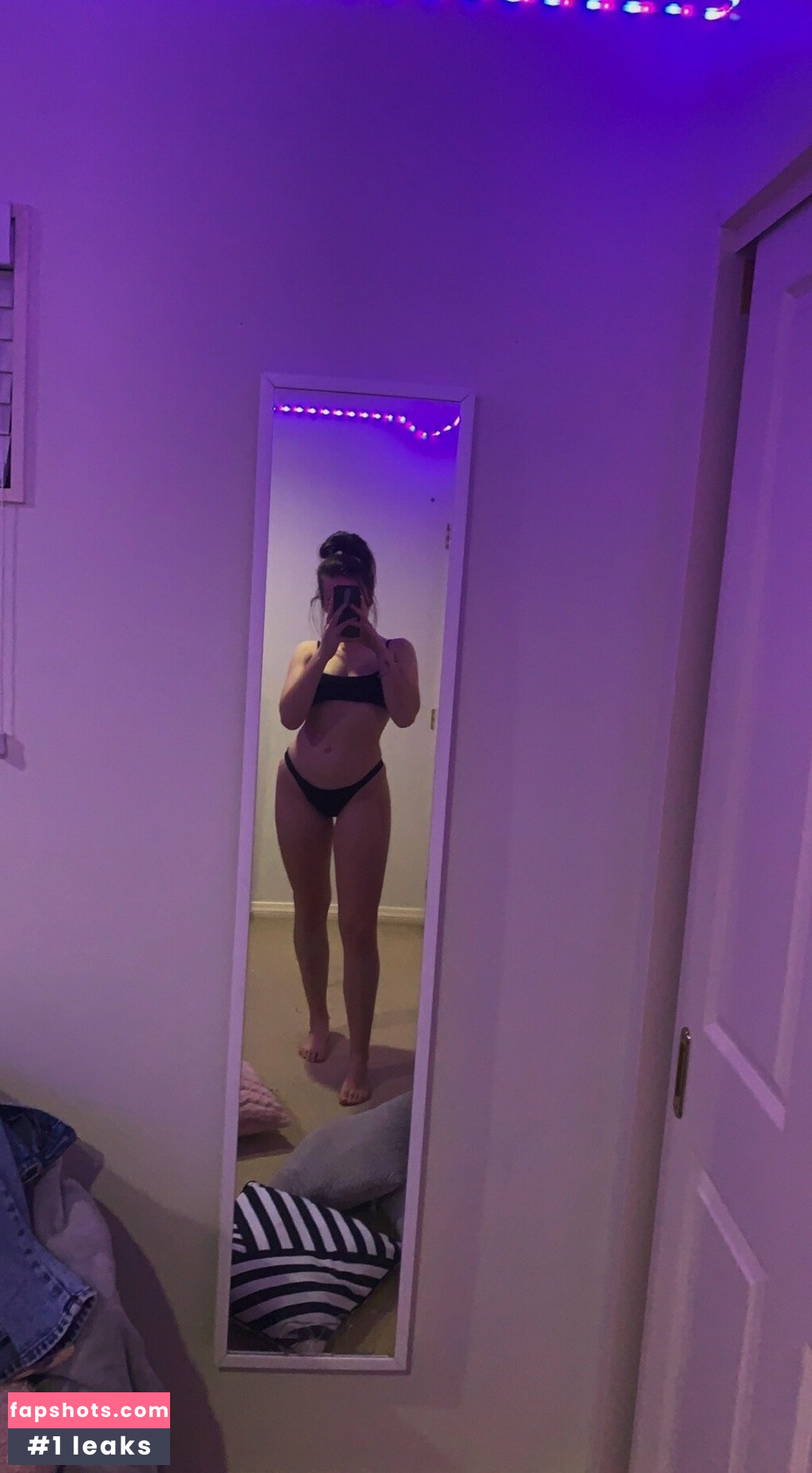 caitcourtz gallery photo #3