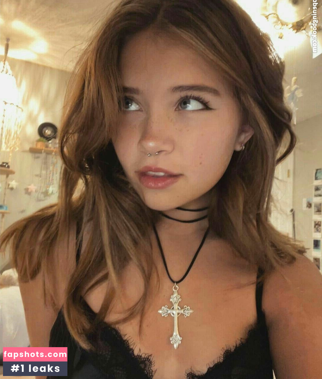 Caitibugzz gallery photo #16