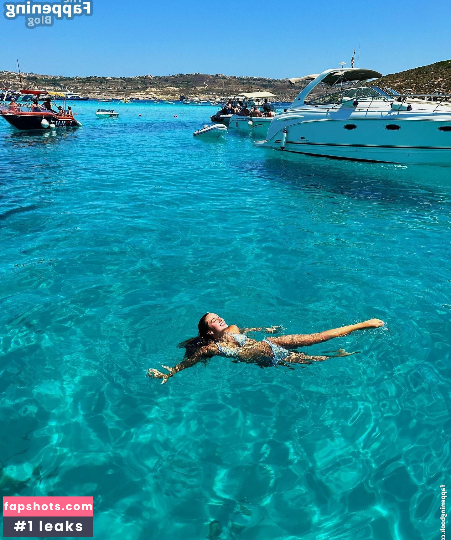 Caitlin Carmichael gallery photo #19