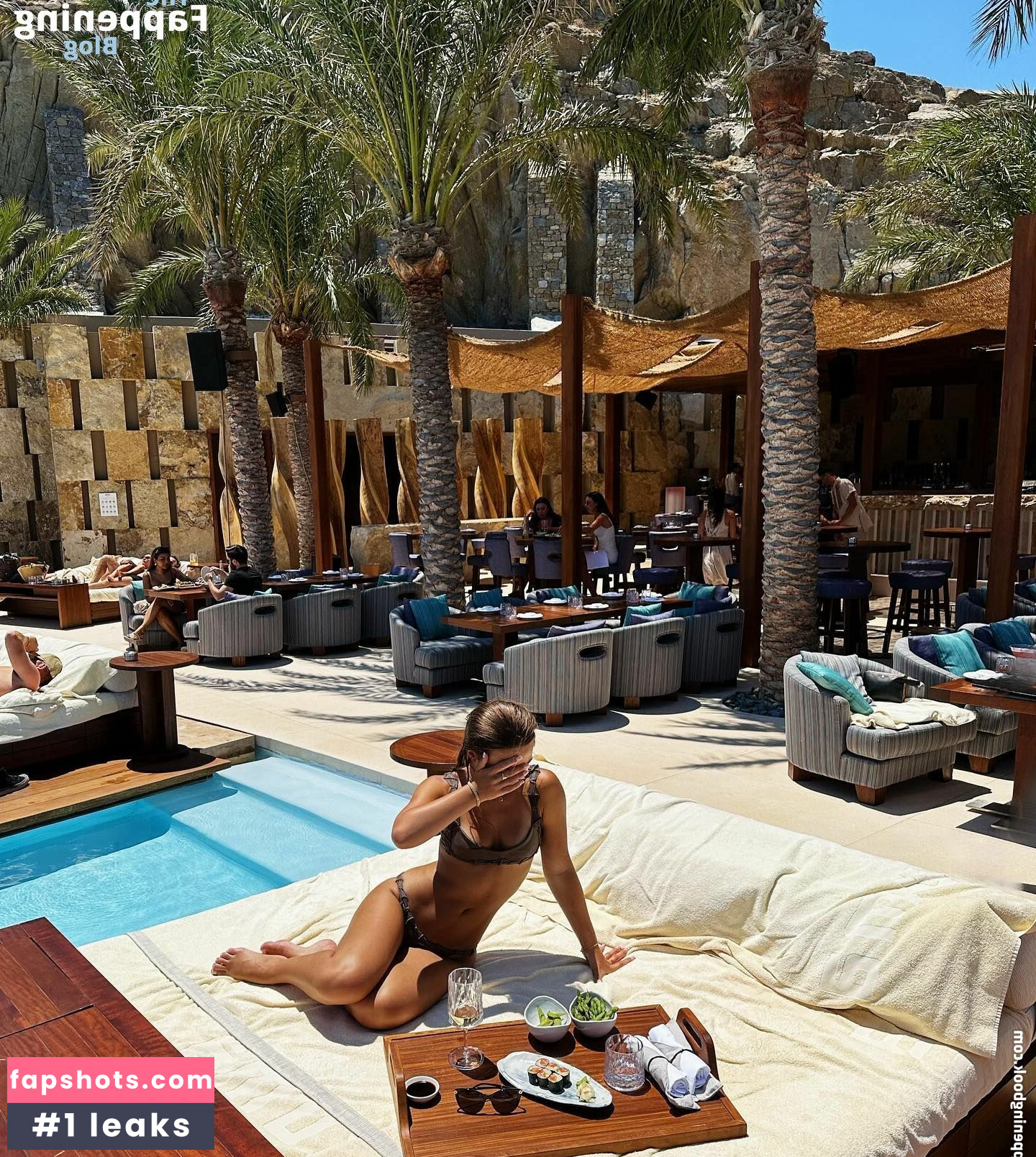 Caitlin Carmichael gallery photo #6