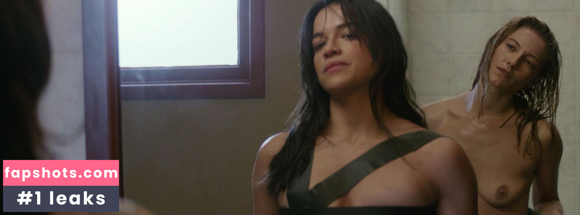 Caitlin Gerard gallery photo #33