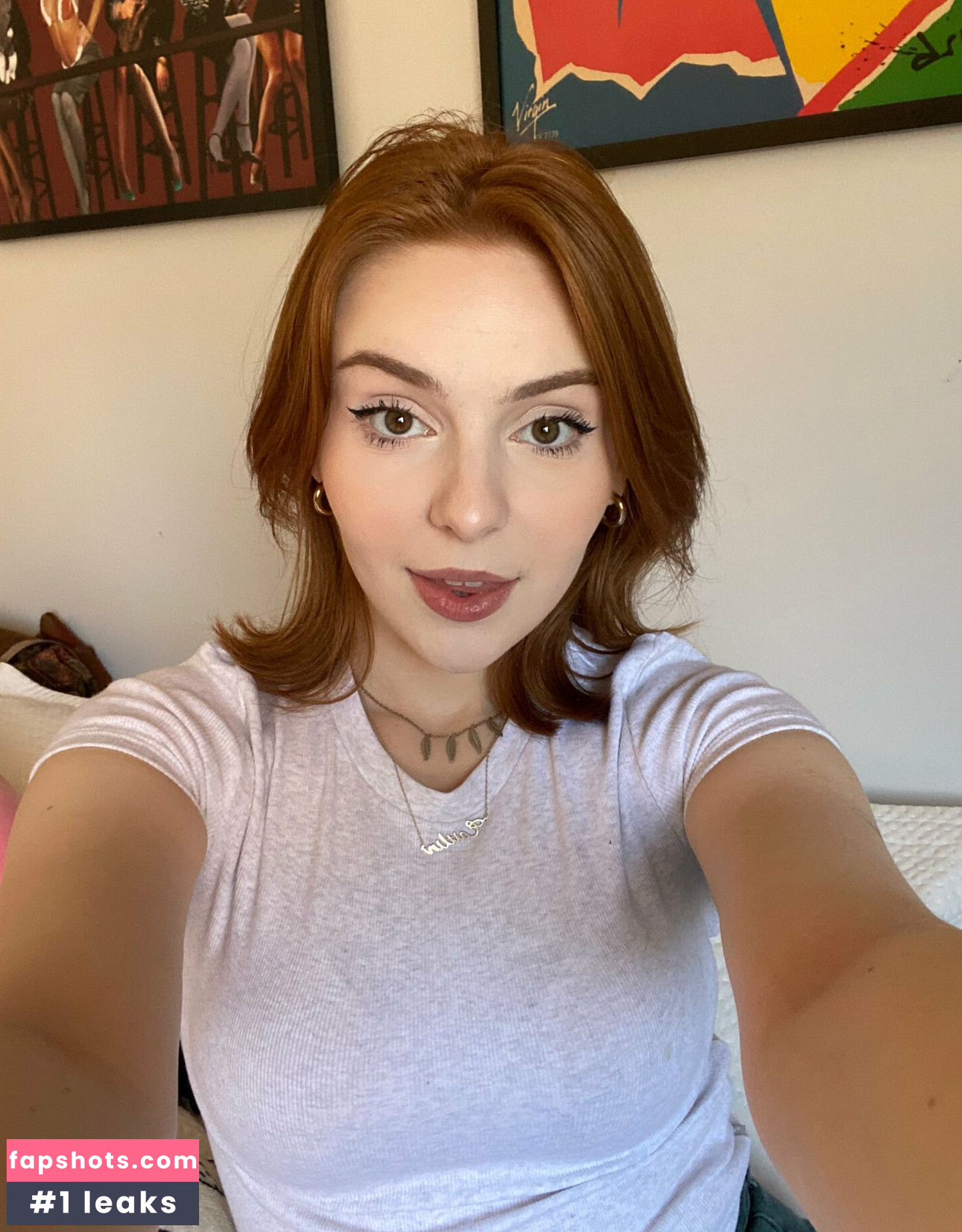 Caitlin gallery photo #28